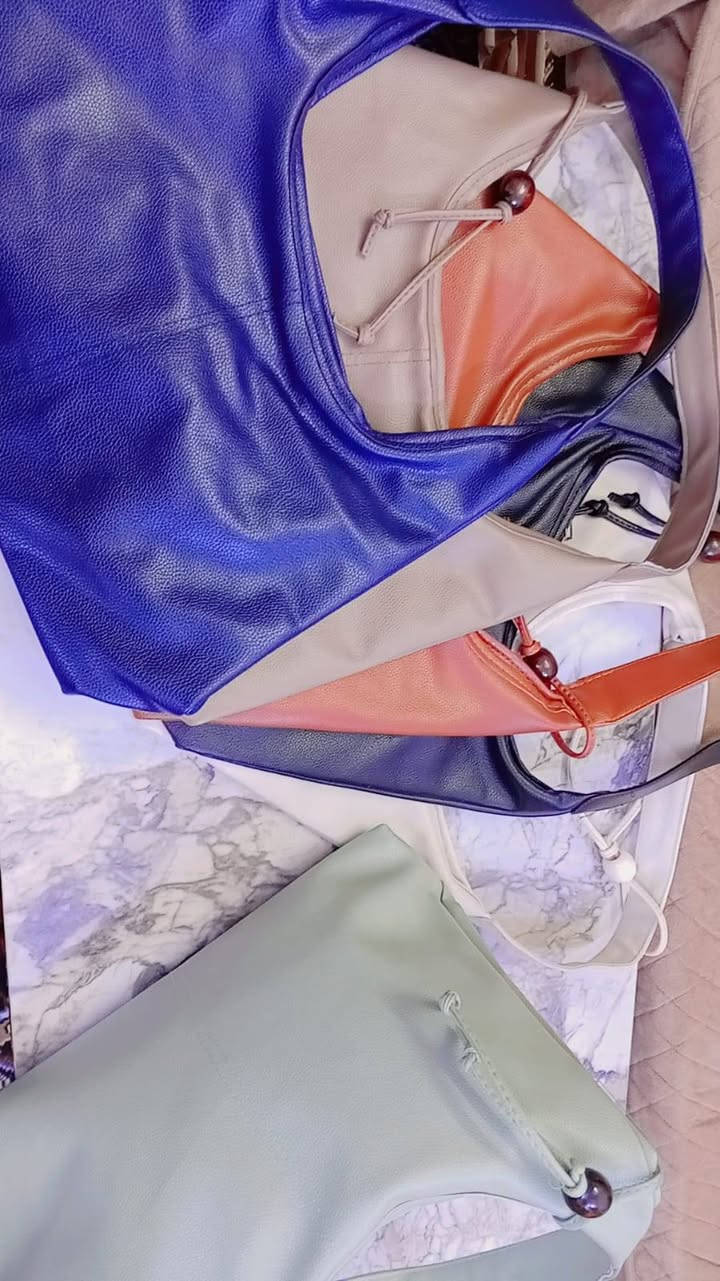 بنات بضاعه حلوه وجديده الحجز والاستفسار على هذا الرقم ***********
