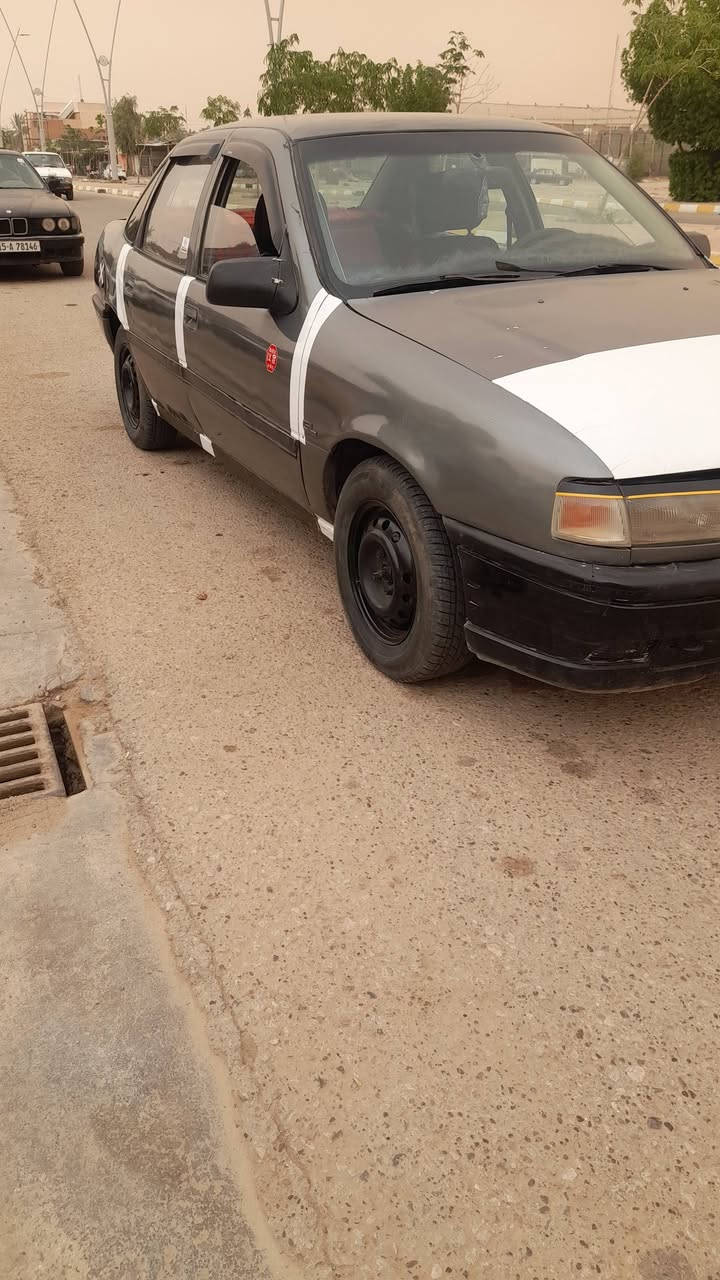 ياالله اوبل فكترا حجم١٦ موديل 90 سنويه ل 25

كير عادي صدر جديد كيرومحرك كفاله 

كهربائيات كلها شغاله كيلومتر بانزين حماوه كلها شغاله 

سياره جاهزه ماناقصها شي ترايك وين مايعجبك 

السعر 24 يرهم مراوس حسب القناعه 

العنوان هيت لتواصل ***********
