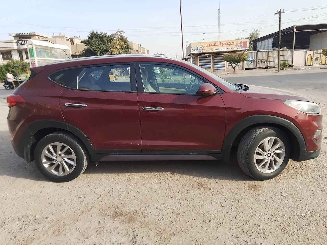 السلام عليكم شباب 
توسان موديل 16 مريكي ماروني 🇺🇲

بيهه ثلاث قطع صبغ مال حادث امريكا فقط ليبل واحد سياره كلهه بدون تبديل 

سياره جديده كلش حلوه 🧿 عليهه رقم مميز بسمي سنويه رقم جديد 

صور الحادث موجوده 

منظومه تبريد جديد 

تخم تاير باتري كله جديد عبوه ادامه كامله عليهه بانزين عادي بدون محسن 

موصفات نص فول 

مكينه كير جدد ممفتوحات 

مكينه 2400. وكير ايتي 6 نمر عادي قتصادي وسبورت 

مكاني بغداد مدينه الصدر 🫶

***********.           السعر 130
