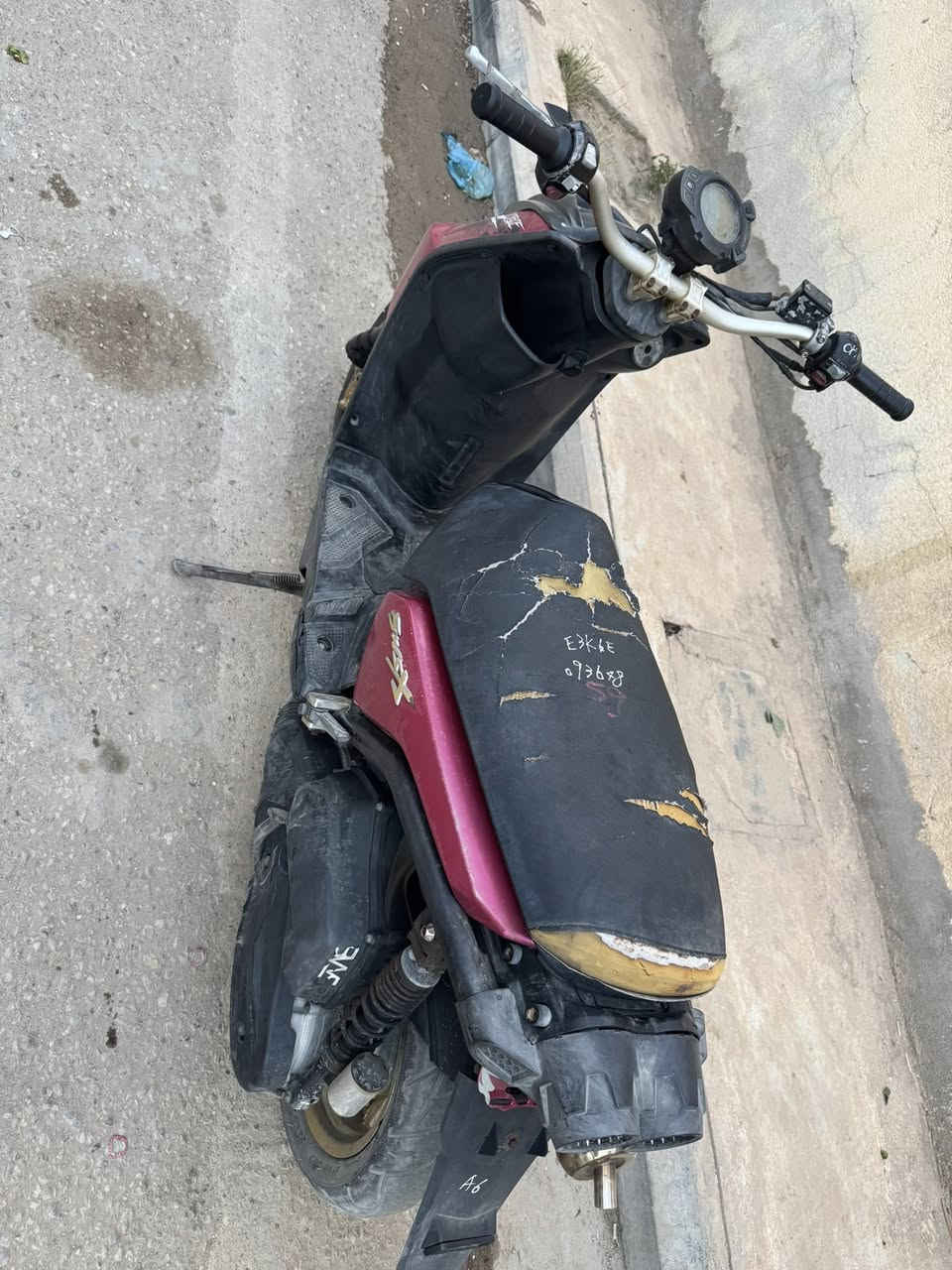 سكنس جبلي للبيع صاله شهرين او اقل طالعه من الزيتون اول تبديلة دهن وبعدهي ممحترك يعني ابد ممستخدمه الله شاهد طلعته ب 1.800 ورايده ب 1.300 وبيه مجال مستعجل ع بيعته كلش 
مكاني ناصريه شارع صلاة الجمعه 
***********
