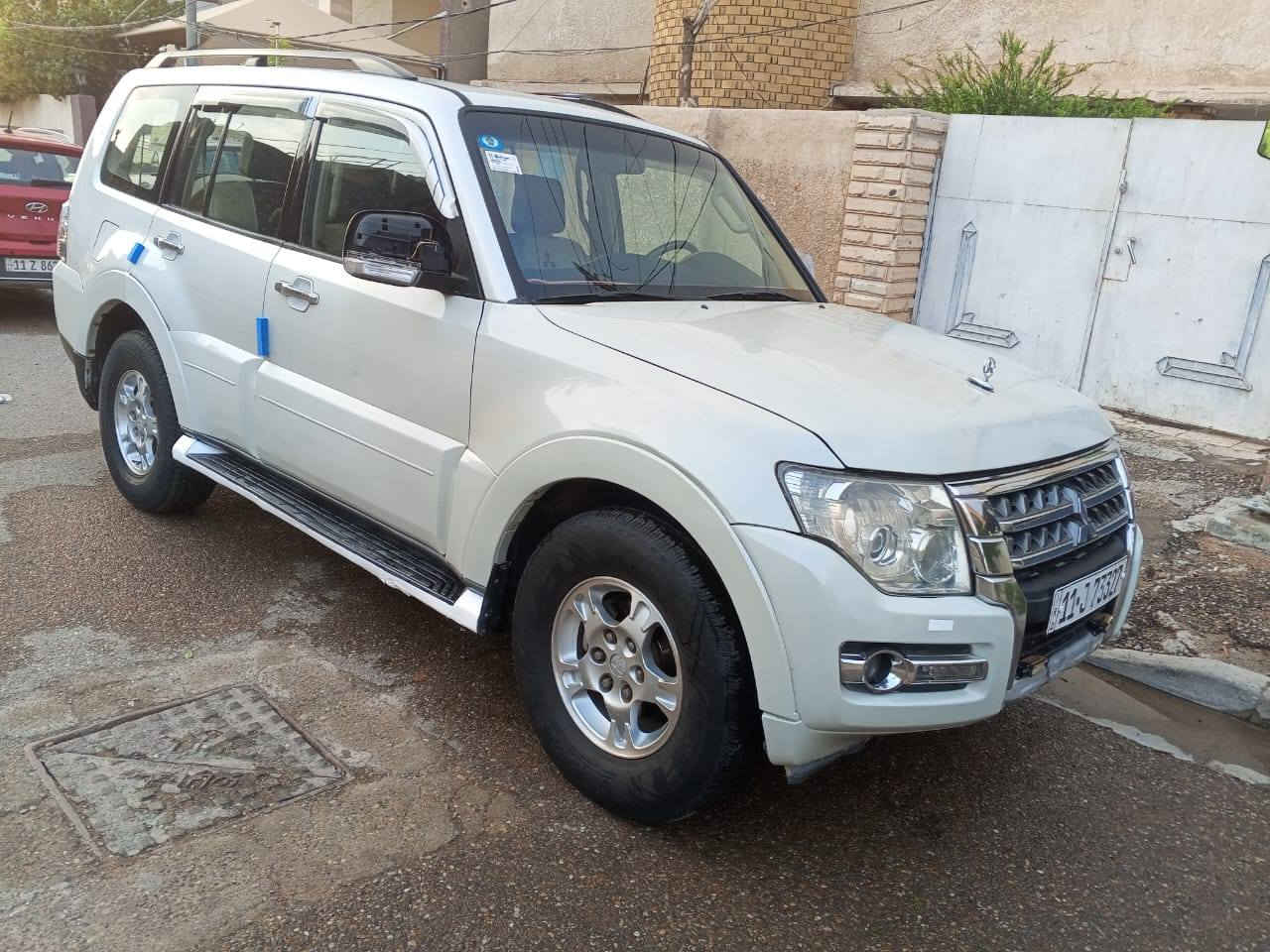 السلام عليكم للبيع باجيرو حبتور موديل 8 السياره جاهزه محرك شادهن جدد كهربائيات كله شغاله فول مواصفات للخير فتحه مري شفط لدات اماميه خلفيه كشنات كهرباء لد داخلي ويل كب 3 قطع تبريد كشنات جلد بيه صبغ 4 قطع بدون دواخل  رقم بغداد دولي بسمي تحويل مباشر السعر 108 بيه مجال بسيط الاتصال *********** مكاني بغداد حي العامل بغداد, العراق
