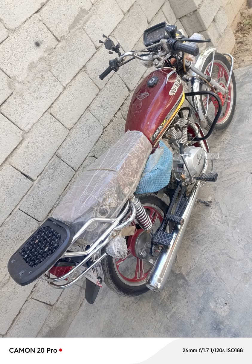 سلام عليكم سيفان مديل 23جديدة حيل نضافة فول كير مكينة بلادي ممفتوح نعومة فول ختم سولنك نضافة كدامك اوراق كارتوني سعرهة 525وبيهة مجال حك لجية فقط فقط
‏‪***********‬‏ مكاني ديالى بعقوبة قرب جسر خرنابات 

جماعت ل 450مابيع ولتعب نفسك وتكسࢪ بحلال العالم
