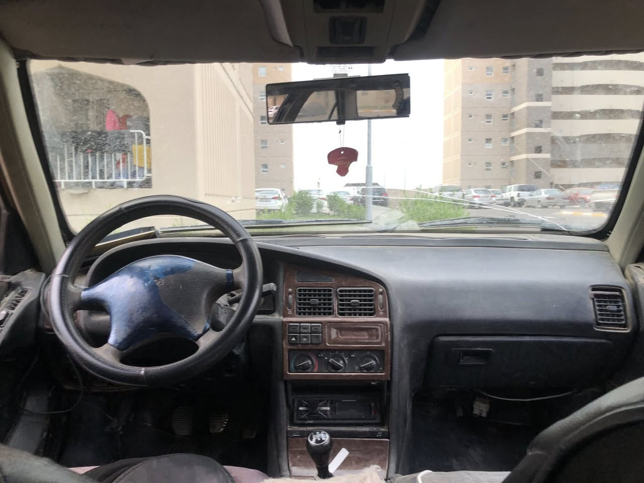 السلام عليكم ياالله جمعه مباركه
بيجو بارص موديل ٢٠١٥ كير و مكينه كفاله لا تبخير لا تنقيص كهربائياتها شغاله كيجاتها بانزين طوافه سرعه و رون كلها شغاله حماوتها ما تعبر الربع جام يصعد ينزل لايت ناصي وعالي زينون مسجل شغال حداديته جيده طستها ناعمه عينه و صينه جدد ،سنويه مشروع وطني ساقطه صارلها خمس اشهر راعيها موجود تجي تتكاتب ويه وثاني يوم تحول ، سعر ٢٧ وبيها مجال للطيبين غرامه هيئه ينزل من سعرها رقم *********** مكاني بغداد بسمايه 
مراوس حسب قناعه
