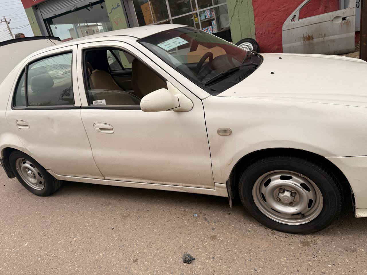 السلام عليكم مكلف بل نشر سيكي موديل 2012 
مكينة سيكي اصلي معمر جديد تبريد ثلج طخم جديد 
بوند صبخ 
صندوق صبخ 
شرط التحويل هزه ورقم جديد السعر 53 وبيها مجال بصيط 
***********
