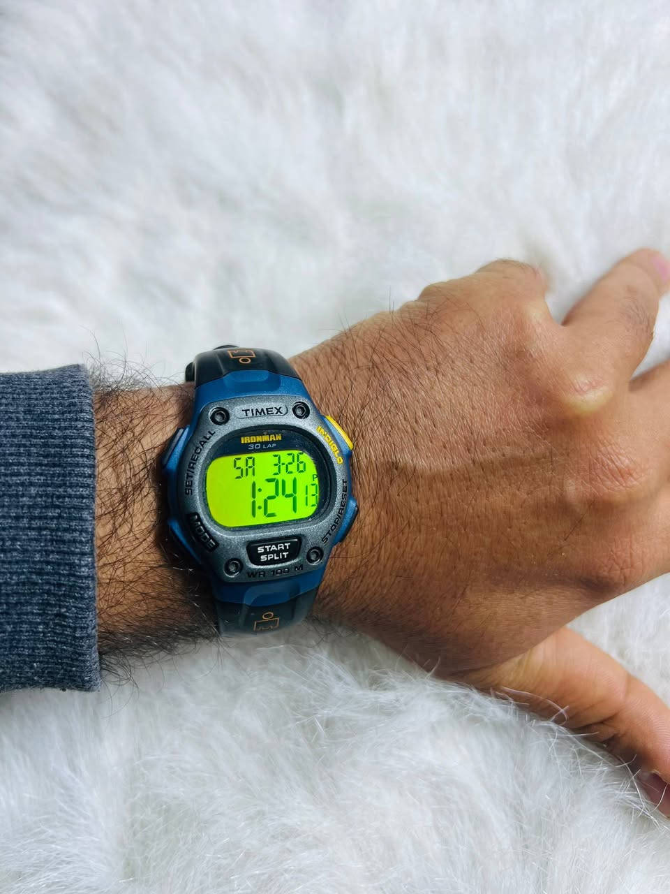 السلام عليكم
ساعه تايمكس باله امريكي اصلي نضافه فول 95% 
منفذ للتاريخ 
اليومي شهري 
اضاءه لد داخلي 
ظغط مي 100m 
لايت جرس منبه 
سعر الساعه 60 ألف 
يوجد توصيل


**إذا كنت صاحب هذا الإعلان وتريد حذفه لأي سبب، رجاءا أرسل رسالة إلى الدعم الفني**