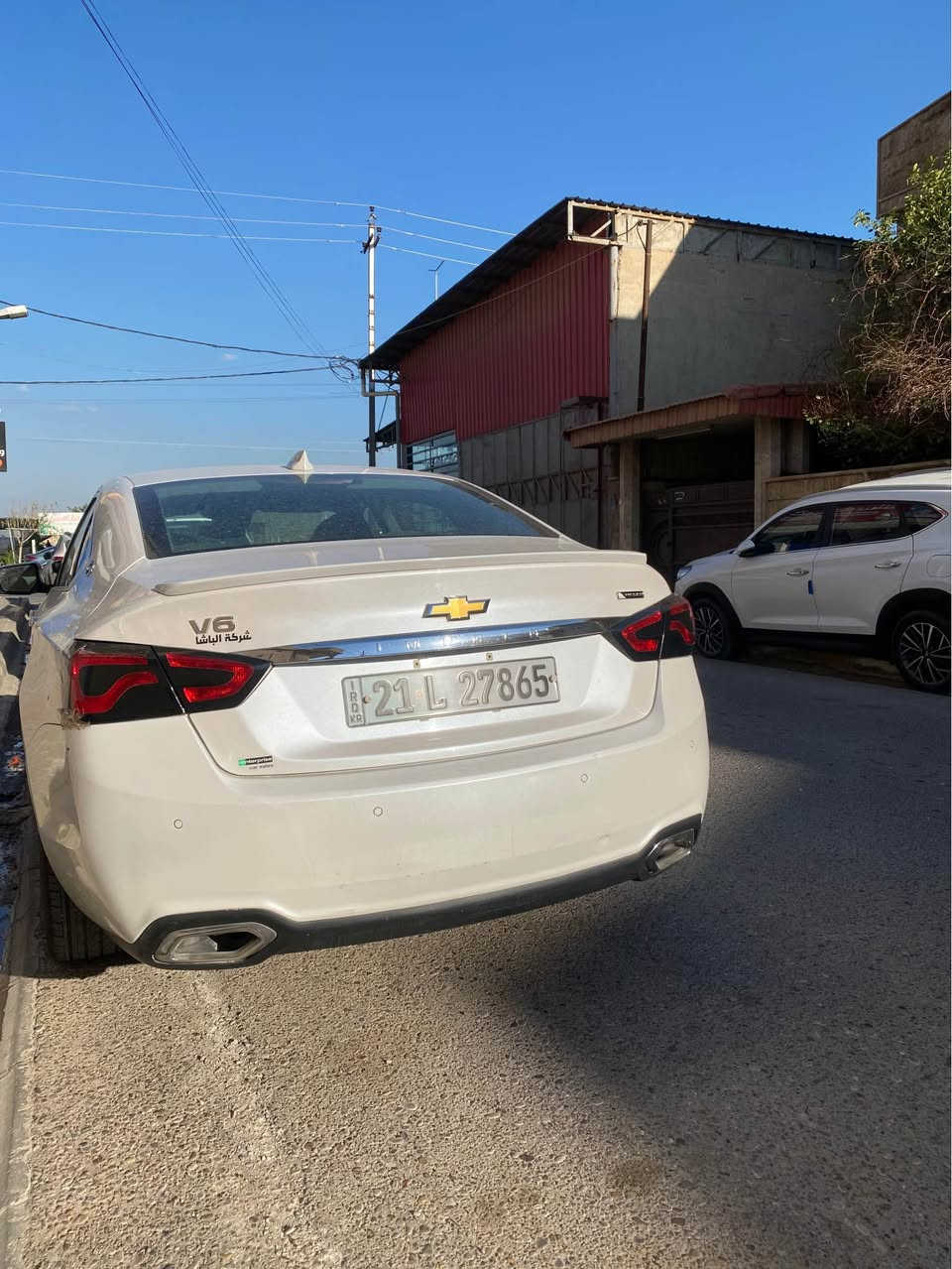 امبالاء 2017
مواصفات primer
محرك ٦ سلندر ٣٦٠٠ 
فول ماعدى سلايت 
اللون ابيض صدفي  
دفتر بانزين 
الضرر جاملغ امامي جه سايق بيدي صار
و الباب مال سايق كلير امريكا 
مواصفات  
كشنات جلد تدفئه 
تبريد قطعتين
كير محرك بالشرط  بدون دوانس على البانزين العادي
صدر جديد تايرات جديد
قاصه داخليه 
تبريد شرط ثلج 
تحكم ستيرن حساسات
منظومه رادار شغاله
سعر 148 وبي مجال وبي مجال للطيبين 
عنوان كركوك رقم *********** كركوك, العراق
