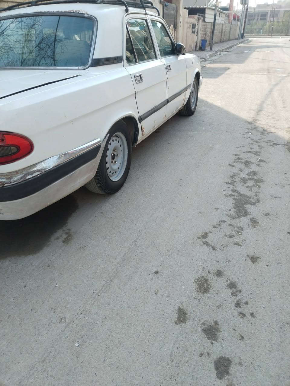 سلام عليكم  فولكة للبيع مكينة بلدية  سعر 28  وبيهة مجال  للاتصال ***********  مكان بغداد
