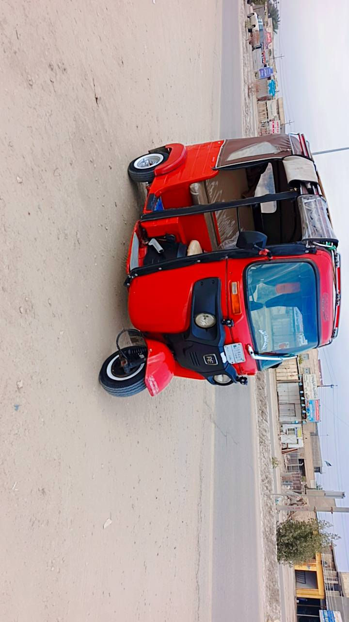 تكتك للبيع17 رقم او سنويه مصبوغه عام مكينه توني مجفتها تكتك مكفوله من الضربه
#السعر 4800 قفل 🔒
بابل الحمزه الغربي 
***********
