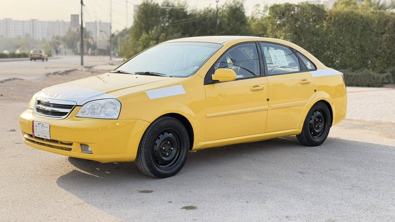 سلام عليكم اوبتره لبيع سيارة كفالة من الصبغ والضربة موديل 2011سيارة جاهزة مكينة كير صدر تبريد شغال هيئة مصفرة كير اوتو السعر 72وبيها مجال مكان السيارة البياع الاتصال***********
