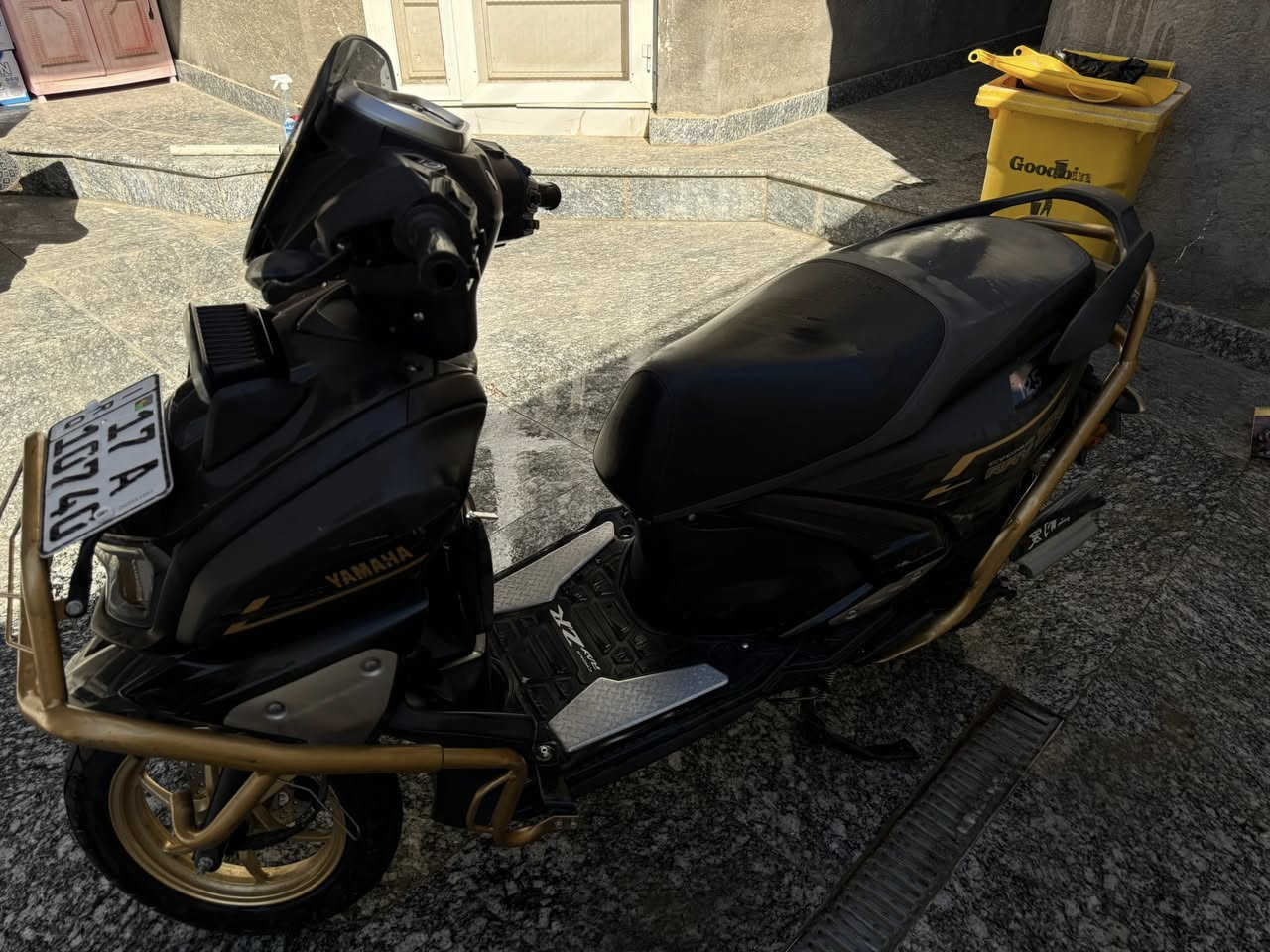 السلام عليكم
دراجة zr 24 مرقمة مثنى بأسمي الدراجة مكفولة كفالة ماشية قليل شبه زيرو الدراجة شوفة عينك مكملة من كلشي  
السعر ب٣٧٥٠ وبيها مجال  اتصل وتدلل
***********
