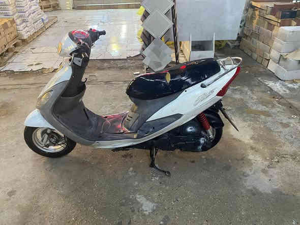 السلام عليكم ماكس منغولي الدراجة كلهة شغالة اي نقص مابيهة كفرات كلة ختم واحد مكينة كلش حلوه اوراق موجودة السعر ٥٥٠  العنوان بغداد الشعلة جوة جسر الشعلة ‏‪0788 003 0047‬‏
