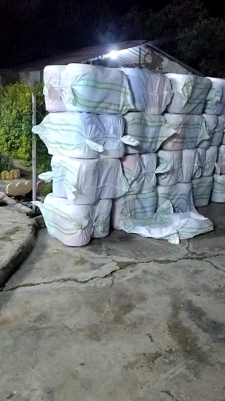 محلات ابو سجاد تم وصول ال وجبه الثانيه كميات خير أو بركه من ترامز الماء 
يوجد مفرد.....+جمله 
الاسعار تنافسيه بال سوك
عنوان المحل مقابيل كليه النور ابصف اسواق ابو حر 
***********
