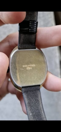 فنتج سويسري • ميكانيك تكويك • نادرة