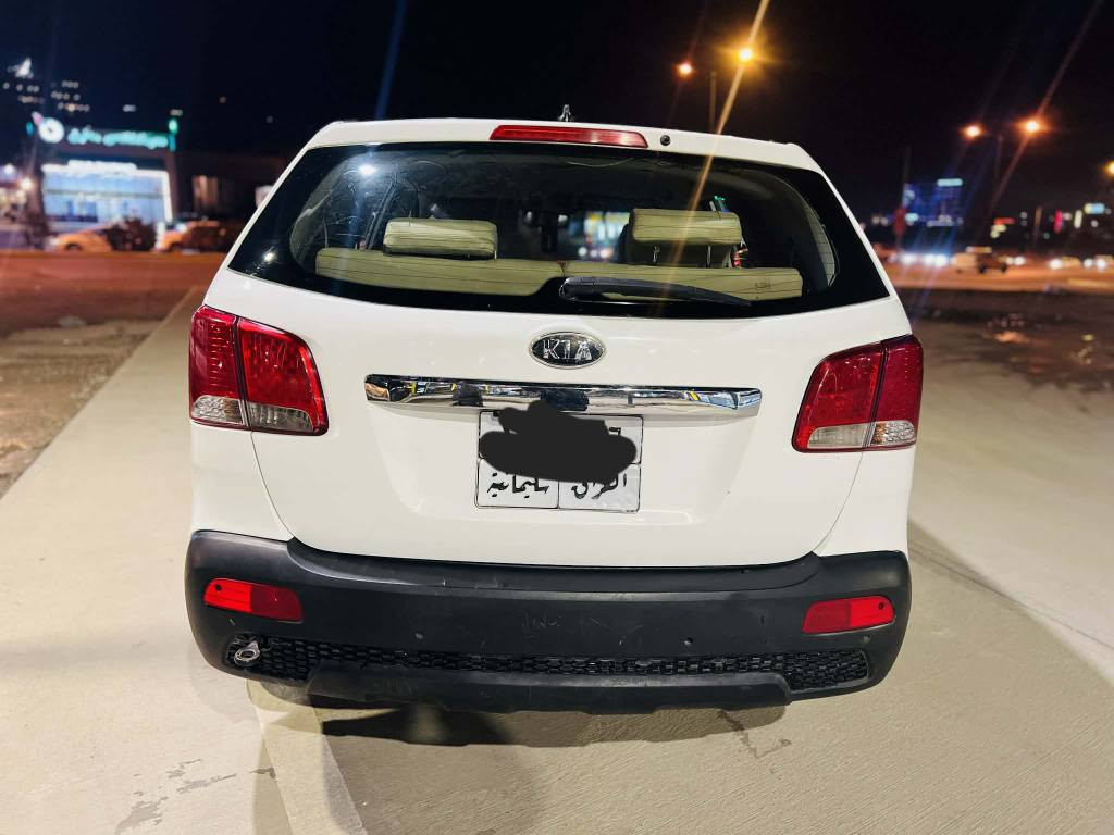 كيا سؤرينتؤ 2012.  98$   ***********.                    رقه م سليما نى   نمو نه ى جوا نى ٣ ريزكو شنو  مه كينه فى 6 بيلا ديه سه يا ره كه كه بسه هيج ده حمى نيه  موا سه نه وي به سه ر جوه ٨ كه لا غرامه ي تيايه دواي مه عامه له اي كيرمه وه بوت سفا ت فو ل فوله كيرو مه كينه به شه رت كامل فرن كراوه ته وه بي ده عموو ليدراو  سه يا ره هيج مه سرفى نيه و ما لى دؤ سته شوين سليما نى السليمانية, العراق
