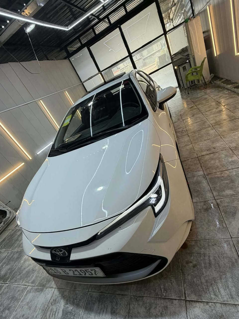 السلام عليكم
تيوتا كورلا  هايبرد
الموديل 2025
خليجي تجميع
المواصفات
بصمه
سلايت روف فتحه 
تحكم جهتين 
سايد بريك بصمه
شاشه کامرا
تبرید قطعتين
لد امامي خلفي
جنطه بصمه
سياره مكفوله كفاله عامه سونار مرفق مع الصور
السعر 149 وبيه مجال بسيط
*********** مكاني بابل
