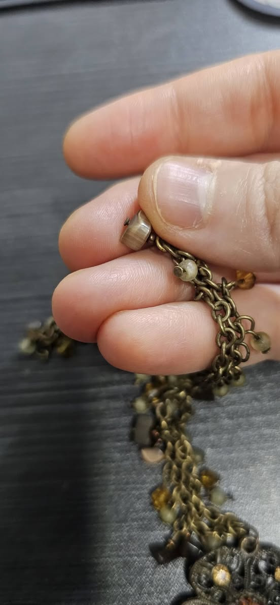 قلادة نحاس فنتج باله اوربى تحتوي على حجر عين الهر


**إذا كنت صاحب هذا الإعلان وتريد حذفه لأي سبب، رجاءا أرسل رسالة إلى الدعم الفني**
