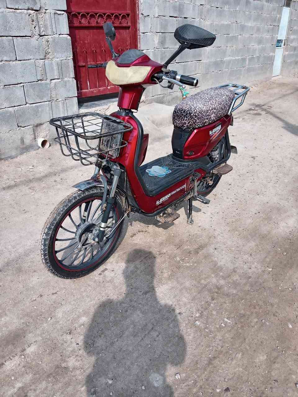 دراجه شحن للبيع السعر 250وبيها مجال  بطاريات تخم جديد  ع فحص مكاني فلوجه للاستفسار الاتصال ***********
***********
