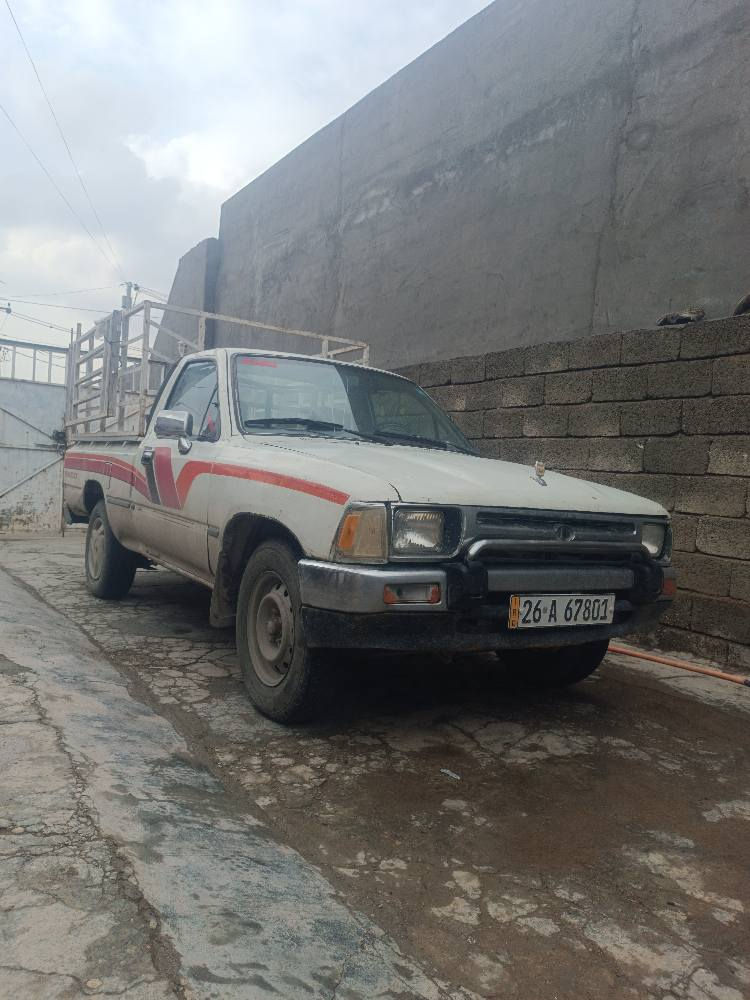 السلام عليكم ورحمة الله 
بيكم تيوتا 
تك قماره للبيع
دشبول احمر 
تدفئه شغاله 
صدر جديد 
تايرات جدد 

رقم صلاح الدين دولي 
سنويه 2030
موديل 91
محرك شرط 
 گير شرط 
اكسل شرط 
صبغ بلادي  
بيه نواعم 
العنوان كركوك 
رقم الهاتف ***********
