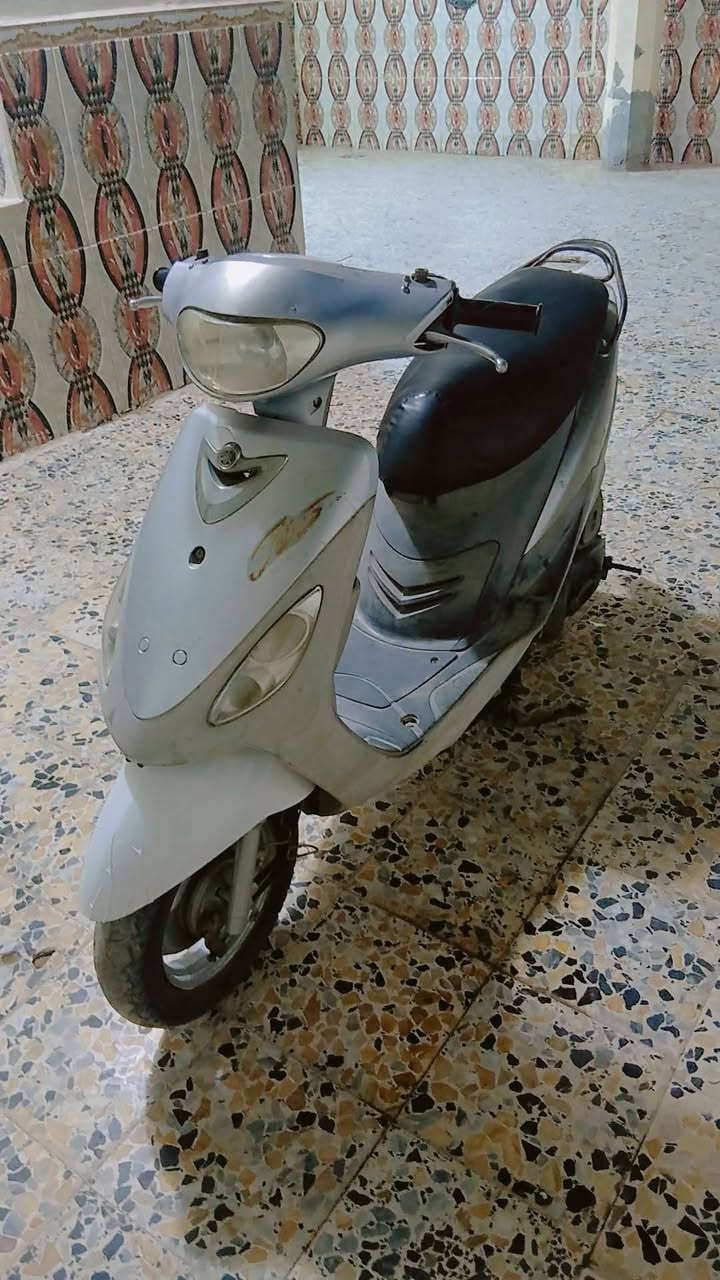 سلام عاليكم دراجه ماكس منغوالي البيع دراجه رنبه ما صرالي هواي من ماخذها مكينه ما مفتوحه صبانه ما محطوط عاليها دراجه كشي شغال بيها نكره سالف شاير كالوب كشي شغال بيها سعر 800 بيها مجال الطيبين الستفسار *********** مكاني البصره شط العراب جزيره ونه بالخدمه
