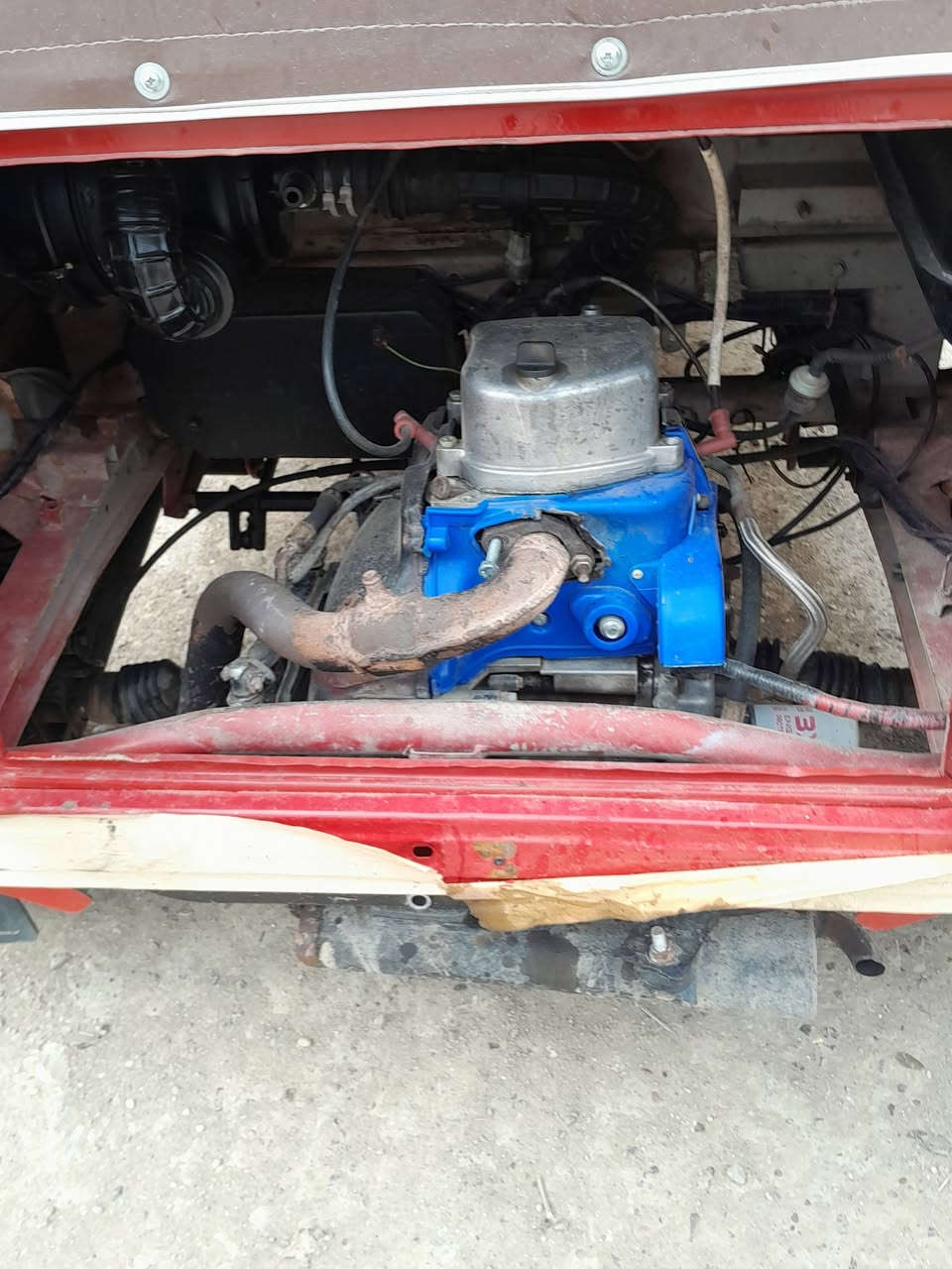 تكتك 18رقم وسنويه انكليزي مصبوغه عام
جاهزه كبل للشارع 5وبيها مجال قليل *********** موجود واتساب
