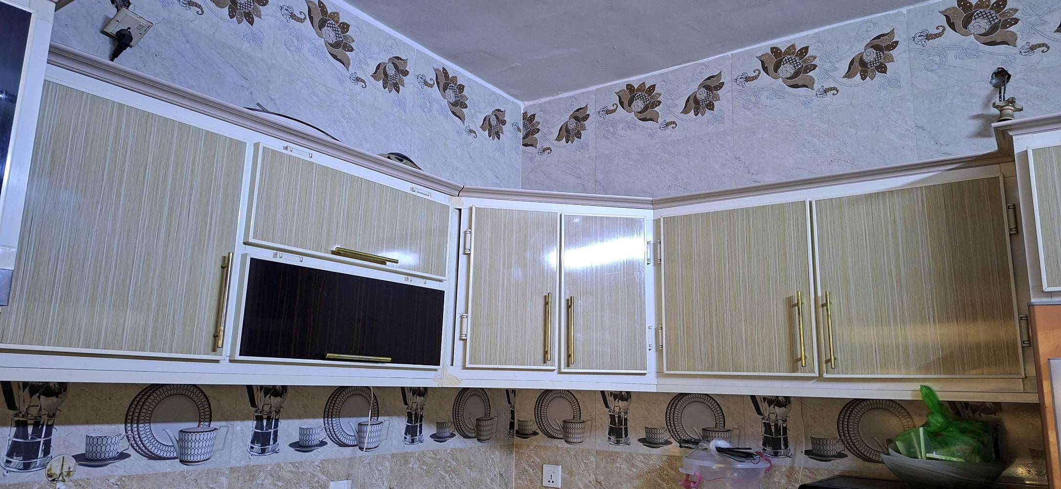 📢 إعلان بيع مطبخ مستعمل
🔴 للبيع مطبخ مستعمل بحالة جيدة
📏 الطول: 5 متر
🪨 السطح: حجر مرمر (مو ألمنيوم) – قوي وفخم
🪑 النوع: تفصيل متين (بناء مو نايلون)
✨ الحالة: نظيف وجاهز للاستخدام مباشرة
✔️ مناسب للبيوت أو الشقق
✔️ يتحمل الاستخدام الثقيل
✔️ شكله مرتب ويعطي منظر حلو للمطبخ