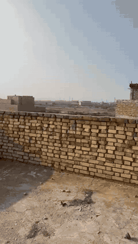 دار للبيع طابو صرف مساحه 125 ركن مربع واجهه 10 ونزال 12 ونص / في السيديه يحتوي ع استقبال+ صاله+ غرفه+ مطبخ+ صحيات/( مأسس ماي وكهرباء )عوزه نواقص كما موضح في الصور/ الطابو باسمي تحويل مباشر السعر 34 مليون وبي مجال
الرقم *********** بي واتساب
