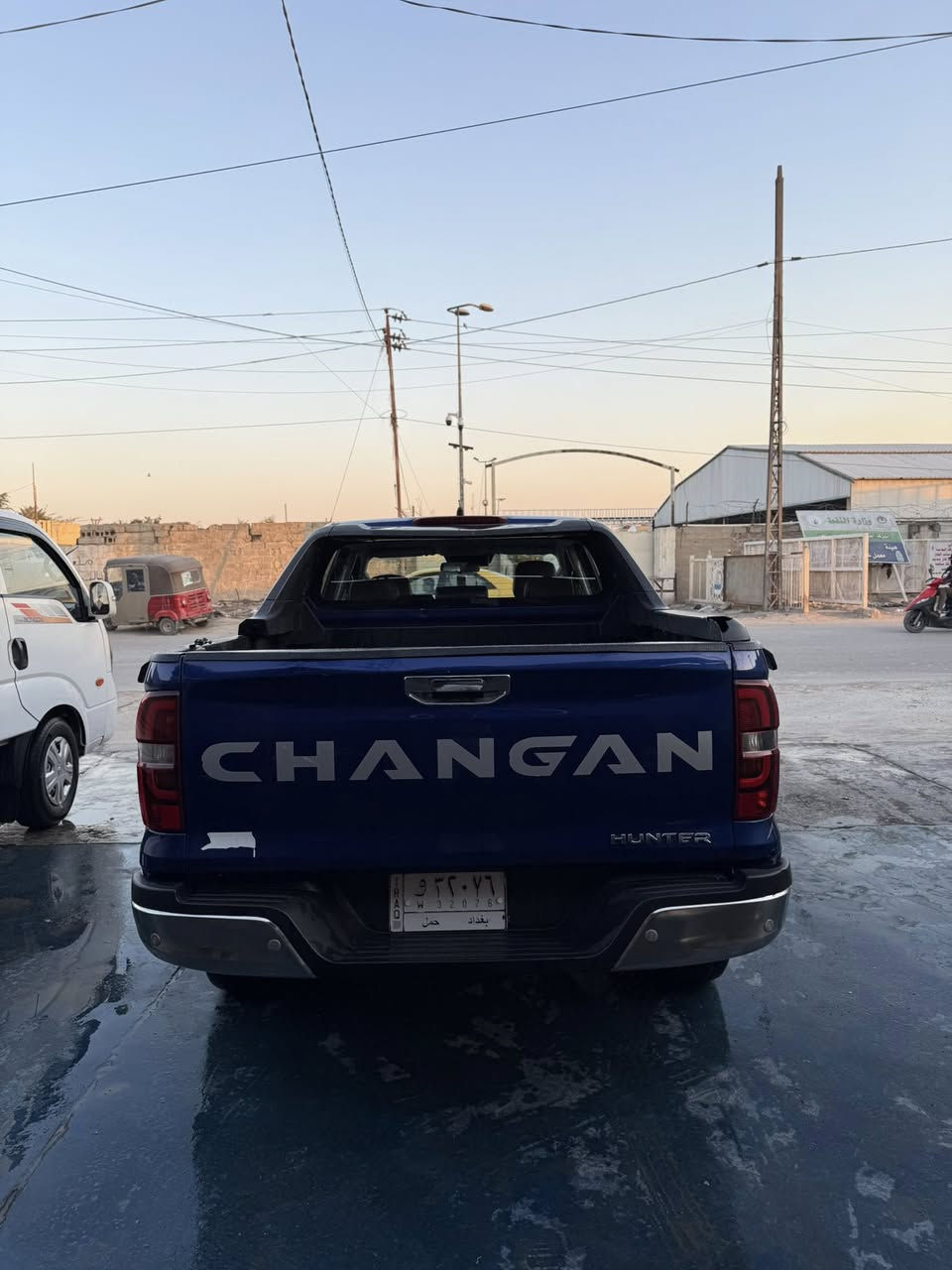 السلام عليكم هانتر2023 لون ازرق التفاصيل داخل الصور بالسونار رقم بغداد العنوان مدينة الصدر رقم الموبايل *********** السعر 155
