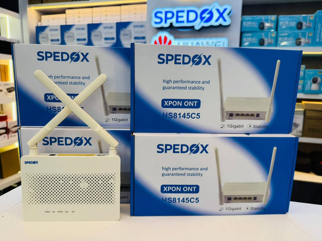 🔥 SPEDOX XPON ONT HS8145C5 🔥
✅ يدعم تقنية XPON للعمل على شبكات GPON و EPON
✅ 4 منافذ Gigabit LAN لسرعات نقل عالية وثابتة
✅ هوائيات خارجية مزدوجة لتغطية Wi-Fi أفضل داخل المنزل أو المكتب
✅ منفذ USB لتوصيل الأجهزة المدعومة
✅ أداء مستقر ومناسب للبث المباشر والألعاب والعمل اليومي
✅ إعداد سهل وتشغيل سريع (Plug & Play)
✅ تصميم عملي وجودة تصنيع ممتازة

📦 متوفر لدينا بكميات جملة ومفرد
🚚 توصيل إلى بغداد وجميع المحافظات

📍 بغداد - شارع الصناعة
📞 ***********

#SPEDOX #XPON #ONT #FTTH #Fiber_Optic #انترنت_فايبر #بغداد_شارع_الصناعة
