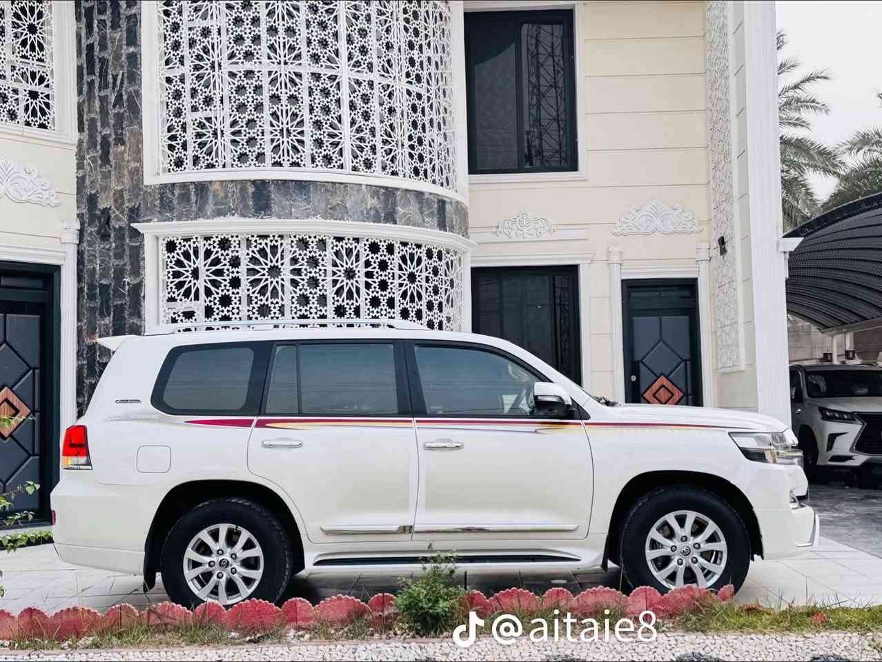 لاندكروز 2017 مكفوله فول مواصفات سعر 4500 وبيهة مجال بصيط مكانهة بابل الحمزة الغربي ***********
