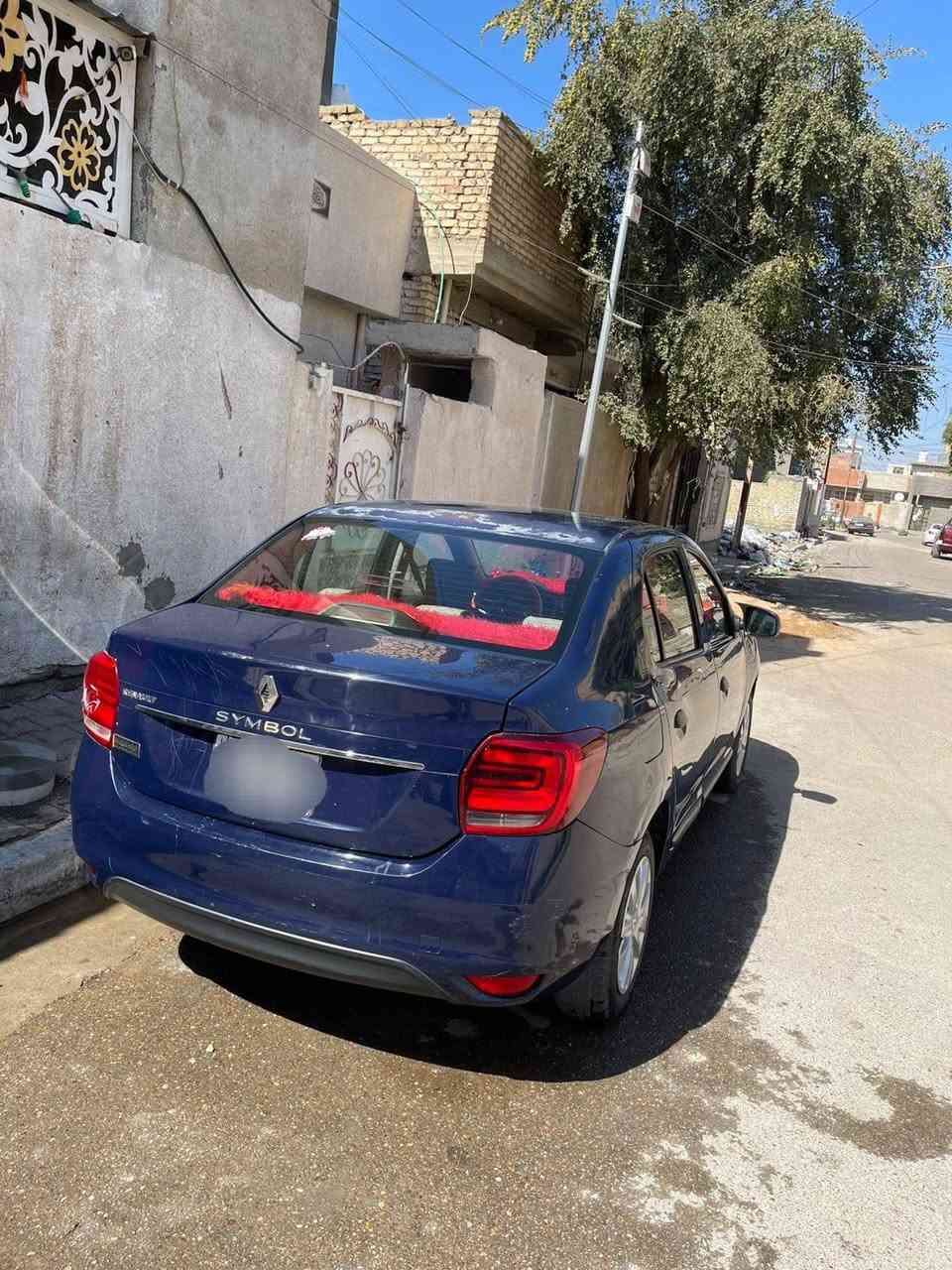 للبيع رينو سمبل مديل ٢٠١٩
سيارة مقفوله من الصبغ بيه بارد على كد الشبر فقط 

مكان بغداد سعر ٧٥ 

رقم ***********
