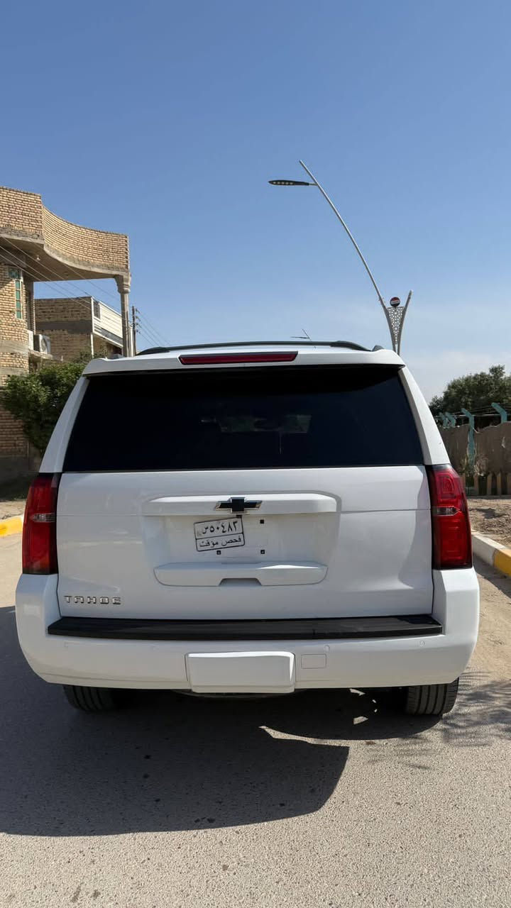 تاهو Lt 2017 فول مواصفات دخول جديد مرقم بغدد كفاله عامه
فتحه سقف
 شاشه خلفيه
حساس امامي وخلفي
رادار جانبي
كشنات تبريد وتدفئه + كهرباء
اشاير بالمري
كشنتات ملكي
السعر 350 ورقه
***********
