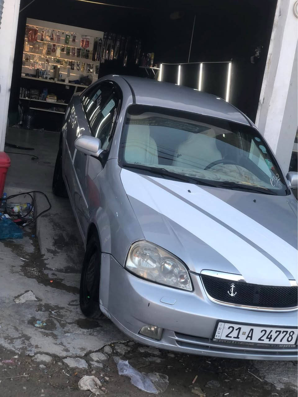 ئۆپترا ٢٠٠٩ سلڤەر دوپارچەی بۆیاخە لەسەر ساخی بۆنیتو چەمەلەخ بەس بۆنیتی کاڵبونەوەیەکی کەمی هەیە ڕەقەم سلێمانی تازەیە تا ٨/ ٢٠٢٦ زۆر پاکو خاوێنە مەکینەی سفری لەسەرە پاکو بێ مەسروف بێ هەڵمو بوخار *********** السليمانية, العراق
