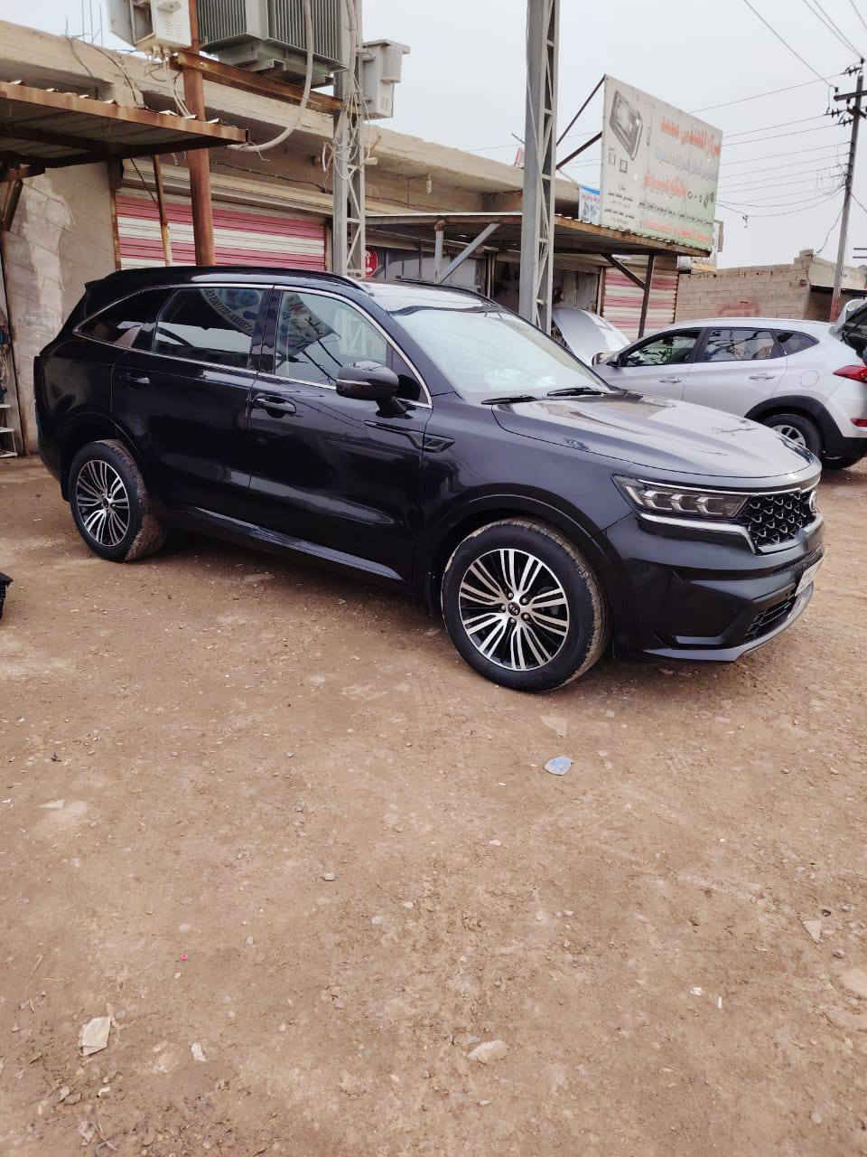 السلام عليكم سورنتو 21 حادثها بس امريكا ظررها موجود بصور. سياره جديد بشكل فتحتين بنراما كامله  5بصمات.  7راكب.   5تجاوي تخم تواي  جاهزه حداديه زيرو  لون اسود ملكي رقم بغداد دولي باسم صاحب المركبه. الشخصي. تحويل وكاله  لد زنون اصلي  سياره زيرو 70الف  ستخدام شخصي  ع يده   سياره فول vip. 1/1.  محرك كير جدد محرك تيربو.  شرط دونز ماكو لمعرفه المزيد اتصال صاحب المركبه *********** ابو محمد    عنوان محافظه واسط قضاء الزبيديه
