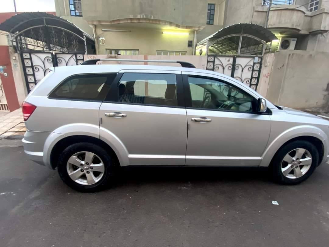 للبيع دووج جورني 2009
محرك 3500
6سلندر 
7راكب
تبريد 
رقم انجليزي 
باقي التفاصيل التواصل على الرقم 
***********
