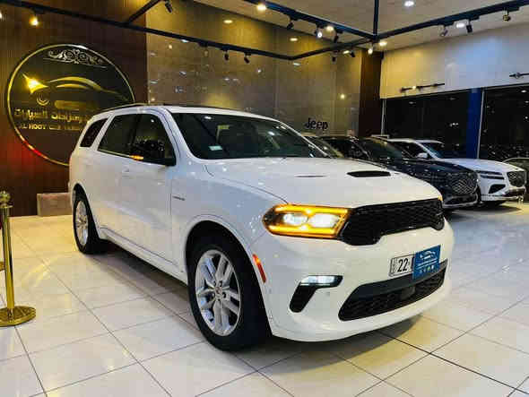 بسم الله ما شاء الله توكلنا على بركة الله.
#الحوت_لتجارة_ومزادات_السيارات 🇮🇶 
______________________________________
#اعلان_بيع_سيارة
#عروض_مميزة #لاتفوت_الفرصة
🔷السيارة : دوج دورانكو R/T Max
🔷سنة الصنع : 2023
🔷اللوحة : اربيل
🔶السعر : 328 ورقة🔥
🔷الضر: طرف الجاملغات والبنيد. (صور السونار مرفقة بالاعلان)
🔷ضرر الايرباك : دركة ودشبول.
🔷رقم الشاصي : 1C4SDHCT9PC553160
______________________________________
🔷المواصفات: R/T Max 1/1 
🔹حجم المحرك 8 سلندر 5.7L 
🔹عداد المسافة 18 الف ميل
🔹فتحة سقف
🔹رادار امامي وجانبي وخلفي
🔹تنبيه الخروج عن المسار 
🔹حساسات امامية و خلفية
🔹ستيرن كهرباء
🔹جنطة كهرباء
🔹كراسي جلد
🔹تبريد وتدفئة الكراسي الامامية
🔹تدفئة الكراسي الخلفية 
🔹كراسي كهرباء
🔹ويل كب حجم 20 انج مع اطارات بحالة جيدة
🔹وضعيات قيادة
🔹لايتات LED بالكامل
🔹شاشه تحكم بالايعازات
🔹تحكم ستيرن جهتين
🔹بصمة ابواب وتشغيل وتشغيل عن بعد
🔹مع باقي المواصفات الاعتيادية
————————————————————————
☎️ الاتصال :
***********
***********
📍النجف الاشرف - المدينة المائية - مقابل حي الجامعة - قرب سنتر جبل عامل.
#دوج #دورنكو #دوج_دورانكو #دورانكو ‎
