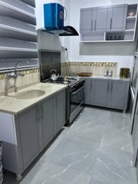 كاونتر للبيع جديد غير مستخدم نوع خشب تركي mdfتفصال 3قطع ارضي وملحق قيا...