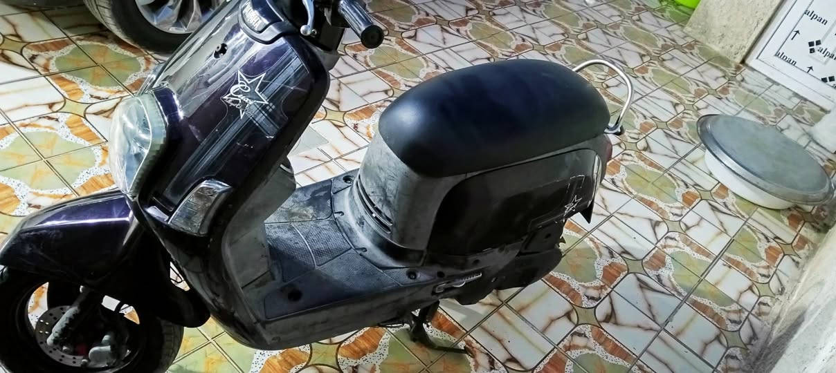 بوليس مفولة ختم واحد ويا مكينة كفالة عامة موديل 2009نوزل ملاح فول مكاني ديالى بعقوبة حي المعلمين صناعة الاولى ***********
