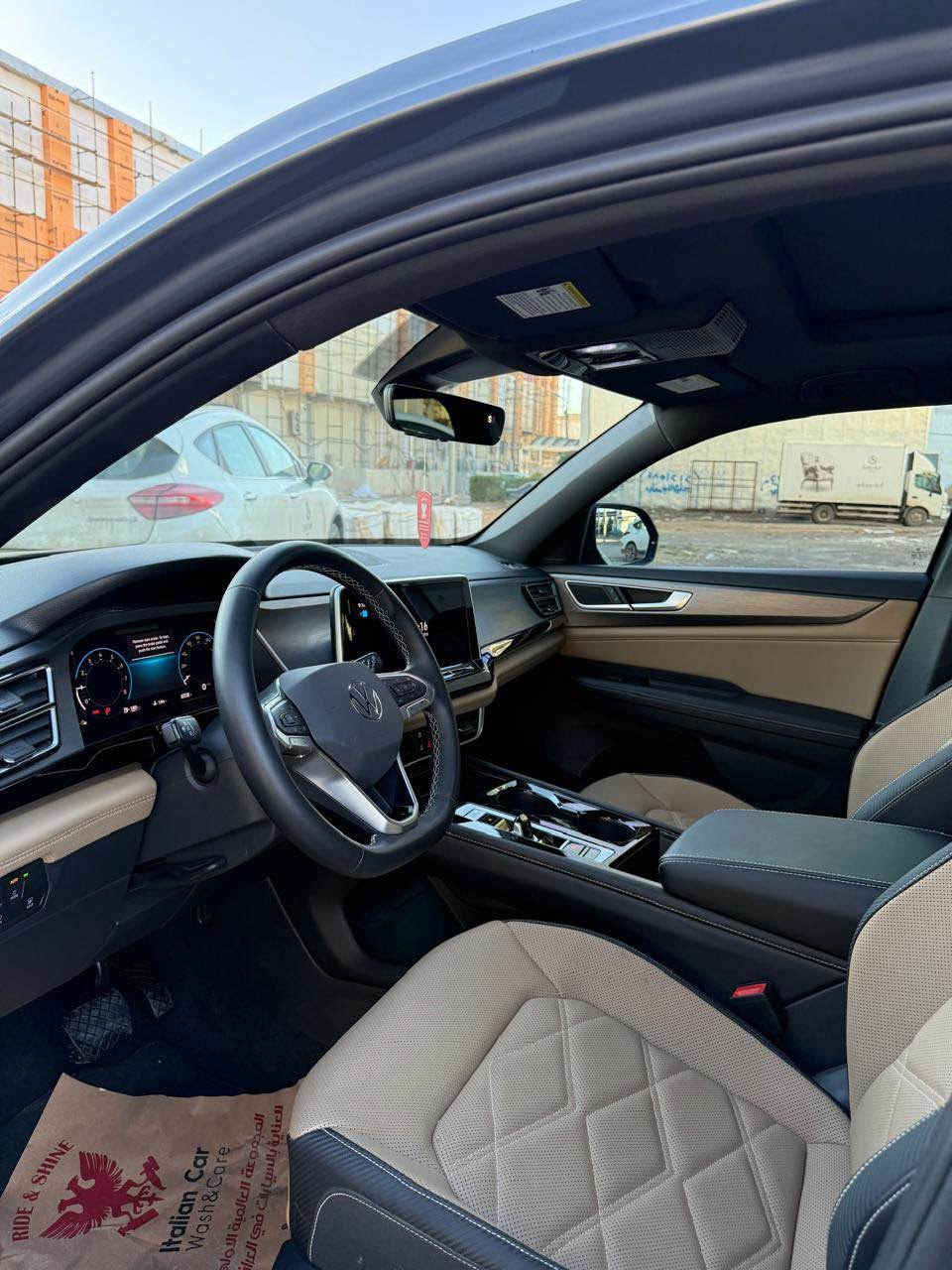 🚘 بۆ فرۆشتن | 2024 ڤۆڵکسواگن ئەتڵەس کرۆس سپۆرت

✨ تریم: 2.0T SE لەگەڵ تەکنەلۆژیا

🎨 ڕەنگ: خۆڵەمێشی

⚙️ بزوێنەر: 2.0L تۆربۆ – 4 سلندەر

🕹️ گێڕ: ئۆتۆماتیکی

🚗 Drivetrain: درایف ویل پێشەوە (FWD)

📏 کیلۆمەتر: تەنها 8,321 میل (13,392 کم)

⭐ تایبەتمەندییە سەرەکییەکان:

• چوونە ژوورەوە و دەستپێکردنی بێ کلیل
• شاشەی تاچ و سیستەمی ئینفوتاینمەنتی مۆدێرن
• ئەپڵ کارپلەی و ئەندرۆید ئۆتۆ
• کامێرا و هەستەوەرەکانی دواوە
• سیستەمی سەلامەتی و یارمەتیدانی شۆفێر
• کورسی ئارام و ناوەوەی فراوان
• دیزاینێکی وەرزشی و مۆدێرن

🔧 هاوردەکردنی ئەمریکا. زیانەکان لە لای ڕاست و دواوەی ڕاستە.

🔑 کلیل لەگەڵدایە

🚙 دۆخی زیادکردن: Run & Drive

📄 بەڵگەنامەی ناونیشان بەپێی تۆماری زیادکردن: ئەسڵی – تەکساس

🔎 VIN: 1V2JE2CA4RC248607

📩 بۆ پرسیاری نرخ و وردەکارییەکان، تکایە پەیوەندیمان پێوە بکەن بە 
What’s up / ***********

🚘 للبيع | Volkswagen Atlas Cross Sport 2024

✨ الفئة: 2.0T SE with Technology
🎨 اللون: رمادي
⚙️ المحرك: 2.0L Turbo – 4 Cylinder
🕹️ ناقل الحركة: أوتوماتيك
🚗 نظام الدفع: أمامي FWD
📏 المسافة المقطوعة: 8,321 ميل فقط ≈ 13,392 كم

⭐ أبرز المواصفات:
• تشغيل ودخول بدون مفتاح
• شاشة لمس ونظام ترفيه حديث
• Apple CarPlay وAndroid Auto
• كاميرا خلفية وحساسات
• أنظمة أمان ومساعدة للسائق
• مقاعد مريحة ومساحة داخلية واسعة
• تصميم رياضي وعصري

🔧 السيارة وارد أمريكي، والضرر المسجل في الجهة اليمنى والخلفية اليمنى.

🔑 المفتاح موجود
🚙 حالة المزاد: Run & Drive
📄 وثيقة الملكية حسب سجل المزاد: Original – Texas

🔎 VIN: 1V2JE2CA4RC248607

📩 للاستفسار عن السعر والتفاصيل، يرجى التواصل عبر 

What’s up / *********** أربيل, العراق
