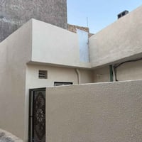 الايجار الايجار يوجد لدينا مشتمل 100 متر في منطقه حي الجهاد الامانه يح...