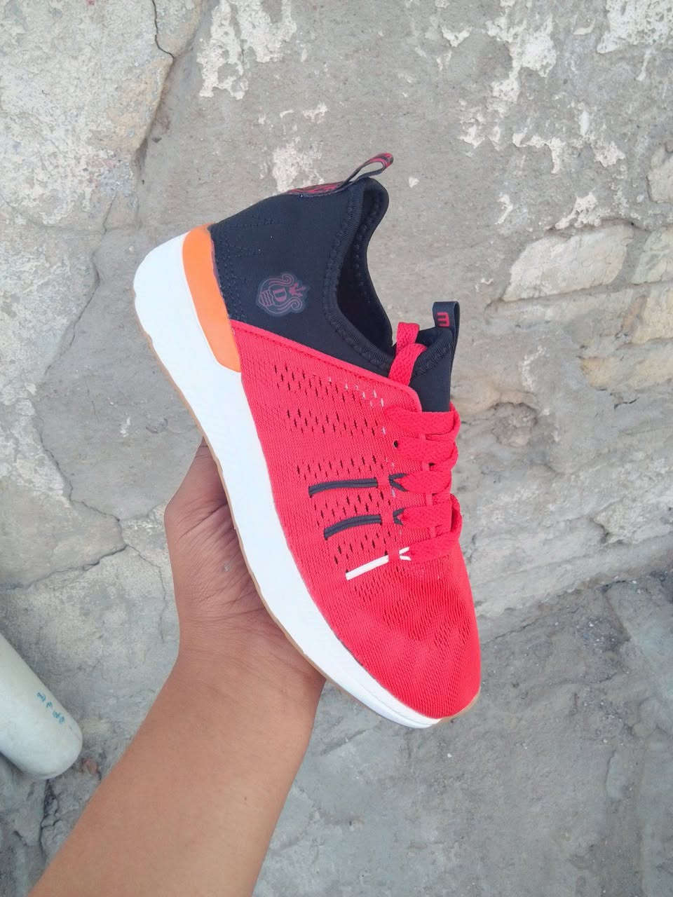 حذاء رياضي  Adidas مطاطي مانع للانزلاق وزن صفر مناسب للجري والتمارين الحجز والاستفسار مراسله الصفحه
السعر 3500


**إذا كنت صاحب هذا الإعلان وتريد حذفه لأي سبب، رجاءا أرسل رسالة إلى الدعم الفني**