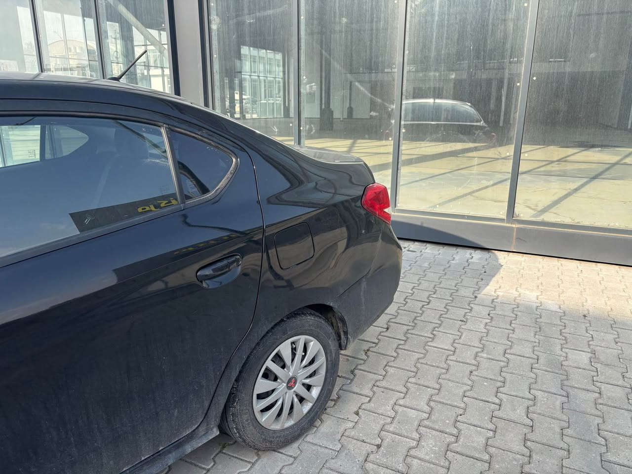 سەرەتا بە ناوی خوایگەورەو میهرەبان
مستەربۆشی میرەج ٢٠٢٠
سەیارەکە پاکە بێکێشەیە ٤٠ هەزار مایل ڕۆیشتووە
دوو پارچەی بۆیاخە چەمەلخ و دەرگا 
بۆ نرخ ٩٠ گەڵا و معامەلە 
بۆ پەیوەندی *********** السليمانية, العراق
