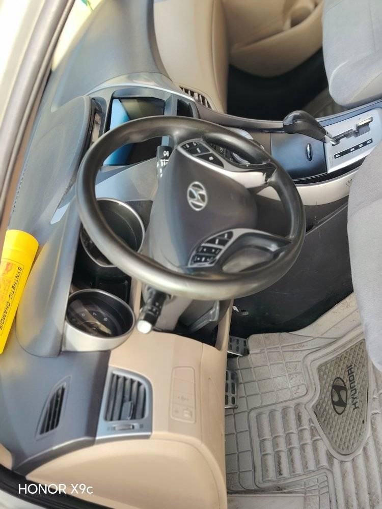 السلام عليكم  سياره النتره البيع  موديل 2012 خليجي الفين.  المكينه فتحه تحكم شاشه السياره حلوه ونضيفه  رقم انكليزي  بسمي  المكان كربلاء السعر  105وبيكم خير ودللوو+***********
