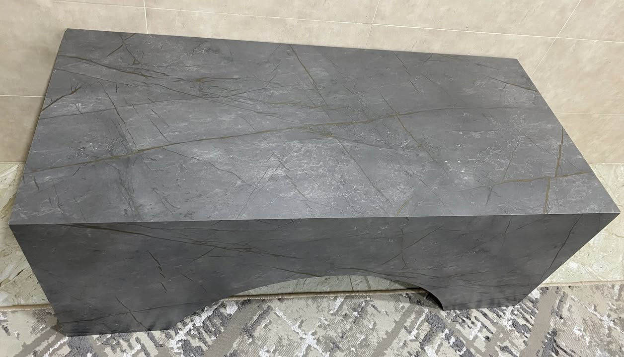 طبلة للبيع جديده شغل ايد مو جاهزة ارتفاع ٥٠ سم وعرض ٥٠ سم وطول ١٣٠ سم خشب اصلي درجة اولى 
السعر ١٢٠ وبيها مجال


**إذا كنت صاحب هذا الإعلان وتريد حذفه لأي سبب، رجاءا أرسل رسالة إلى الدعم الفني**