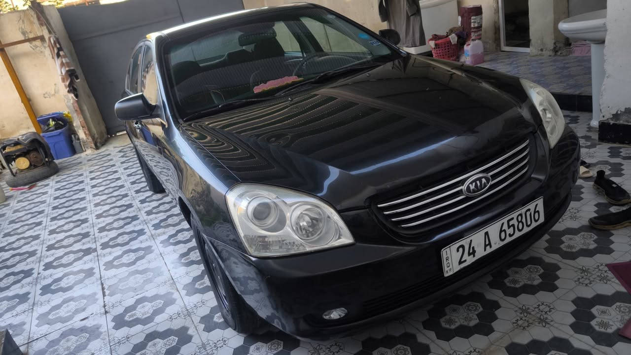 السلام عليكم ورحمه الله وبركاته 
٢٠٠٨ وارد كوري (لوتز) مكينه حاويه قبل شهر شديتها 
حداديه جديده جدا السياره على وضع الشركة لاجراد ولا خياس 
السياره تحفه ودواخلها زيرو وترايها يخبل تدفئ وتبريد شغاله
بيها صبغ باب السايق فقط وباردات جدا بسيطات الجاملغات الاماميات والسونار مرفق مع الصور 
السعر ١١٠ وبيها مجال لشراي 
***********
وتحياتي للجميع
