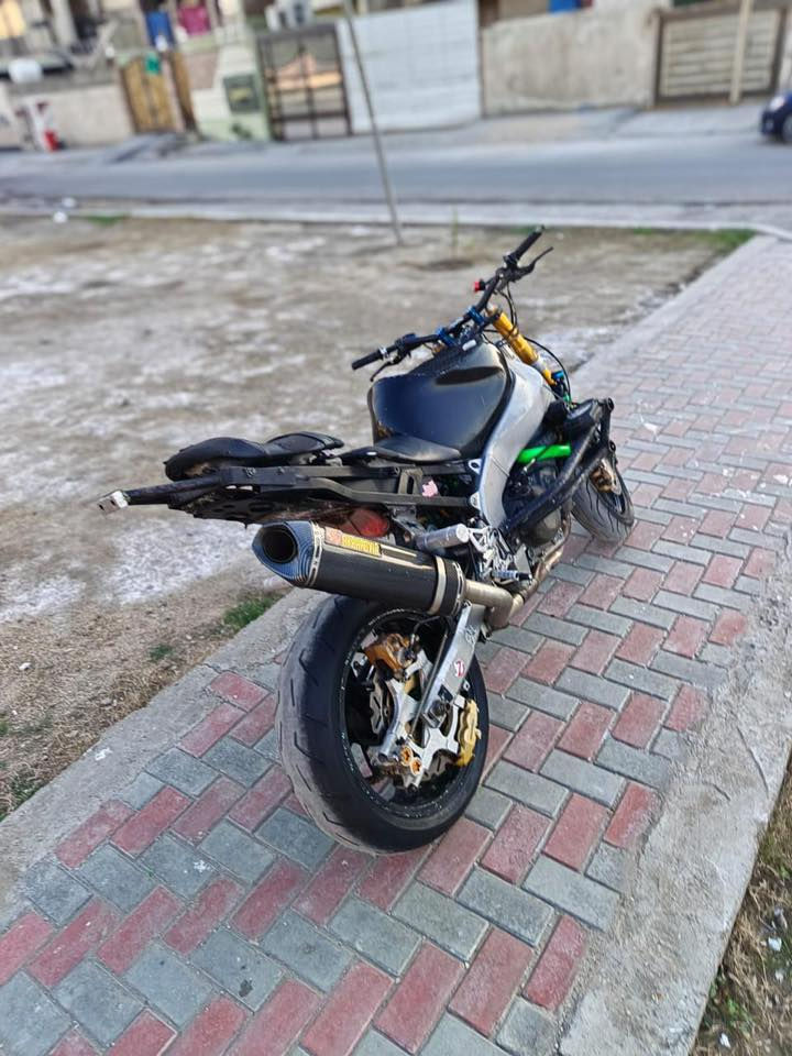 سلام عليكم كاوسكي مكفوله كفاله عامه شرط عله فصله دراجه بيه عراض شرط حماوه بلادي 80طبيعي سعر 18 رقم ***********
