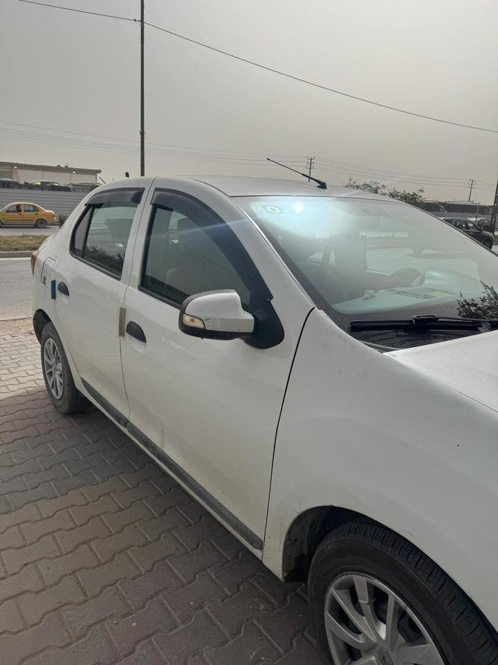 رينو سمبل
موديل 2019
لون ابيض
كير اوتماتيك
رقم بغداد تحول مباشر
سيارة حرة
سنوية 2030
بيها صبغ جاملغ خلفي وجاملغ امامي ونص البنيد
محرك 4 سلندر 1600 
تبريد شغال
حدادية ومحرك وكير خير من الله
مكان السيارة كربلاء
السعر 70 ورقة
للتواصل 
***********
