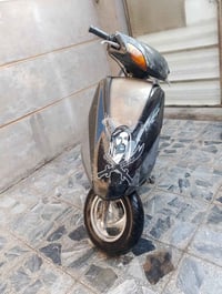 دراجه بريز للبيع  كلشي ما بيهة شغاله دراجه خير من الله اي نقص ما بيهة ...