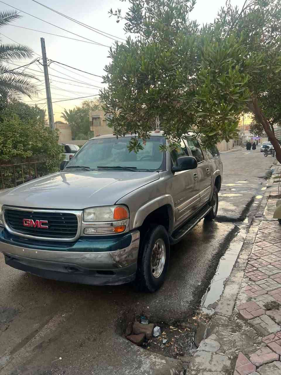السلام عليكم عندي سياره للبيع جمسي موديل 2006 ادوات مكفوله من كير ومكينه للبيع او المراوس الرقم ***********
