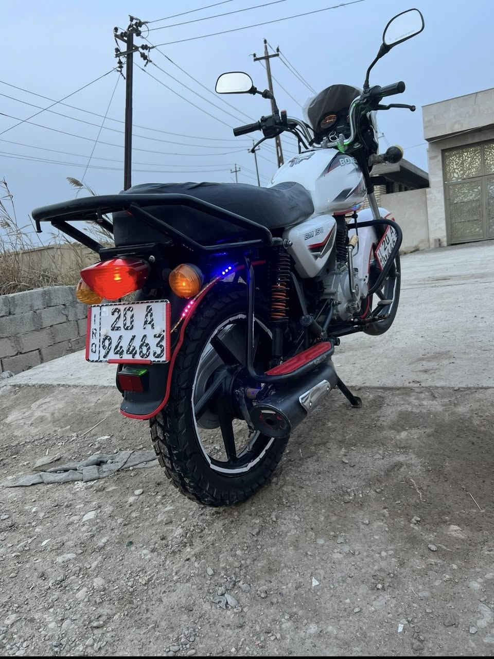 السلام عليكم دراجه بوكسر كامله مكمله مديل 22 محرك مكفول جيب فيتر وتعال فحص 👍🏻مابيهه ي نقص لوحات نكليزي تحويل شوكت ميعجبك سنويه لل 2030 دراجه مرتبه سعرهه 1850 وبيهه مجال بصيط الشراي يتصل ***********
