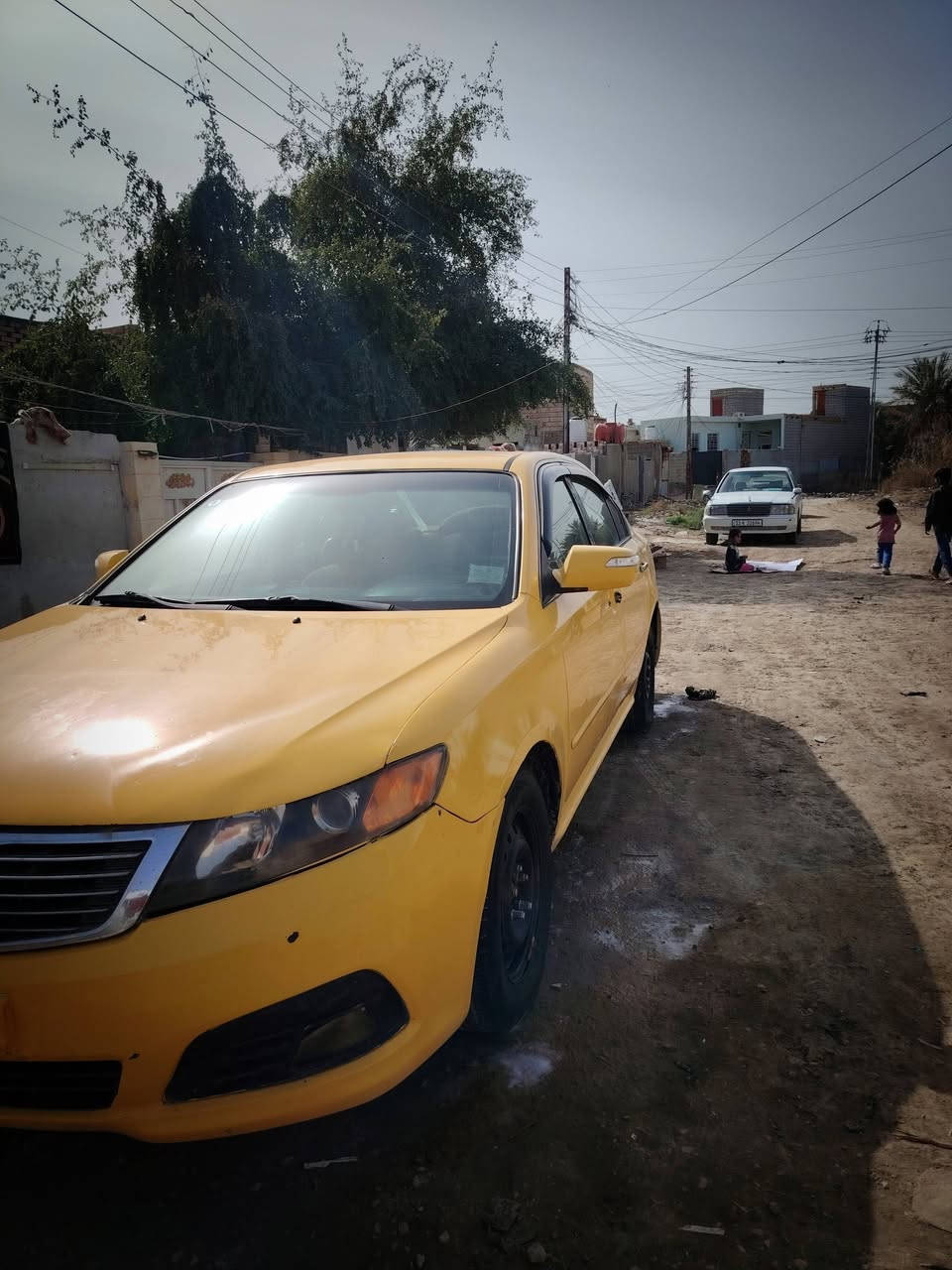 للبيع اوبتيما 2009 رقم واسط انكليزي  السيارة شوفت عينك تبريد ثلج تواير جدد فتحة قمارة مداور ثاني يوم مكان ناصرية السعر 75  خاص ما متواجد  الي يريد تفاصيلة بعد او مجالة يتصل على رقم  ***********
